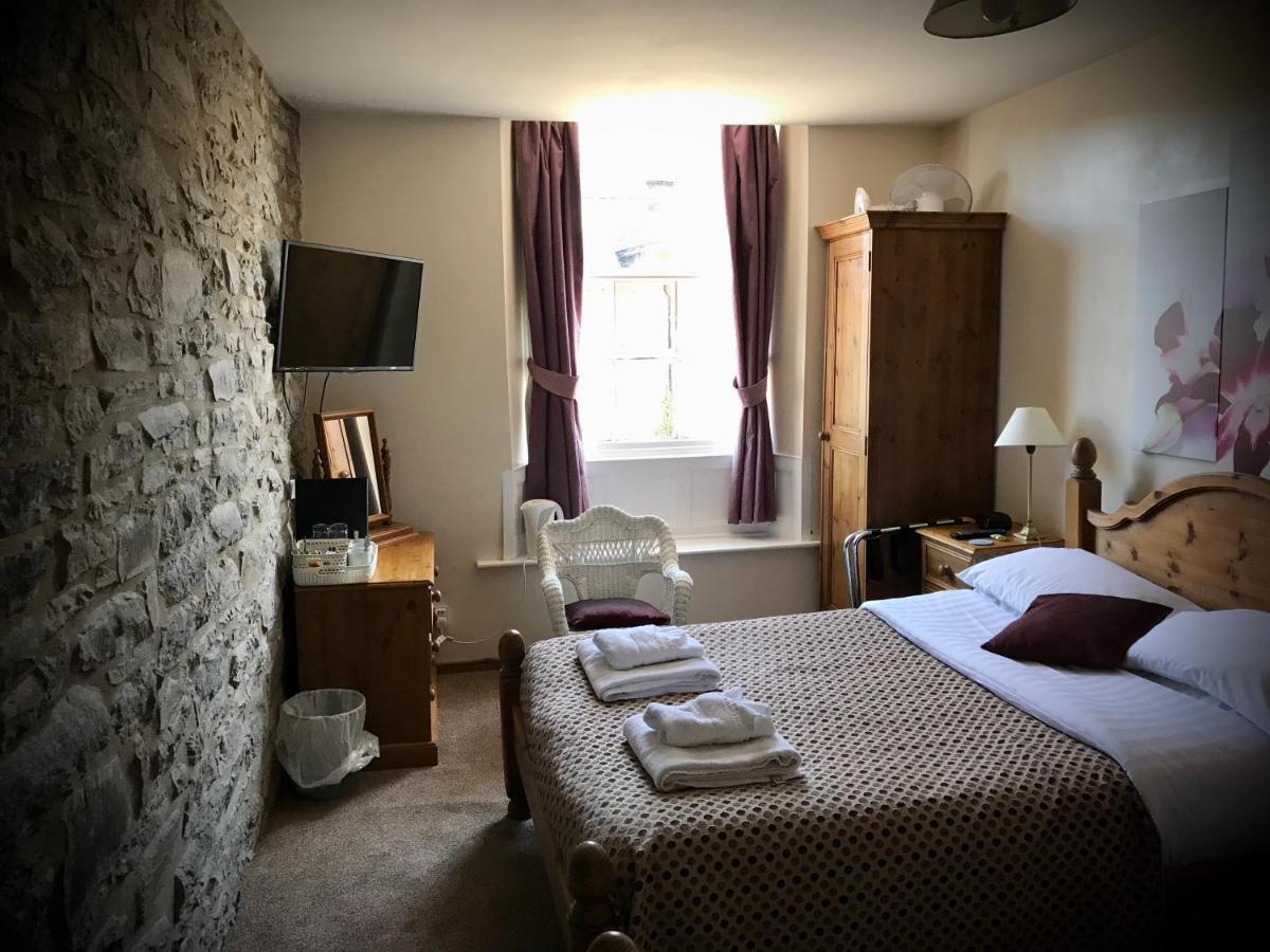 The White Horse Inn, Clun Екстериор снимка